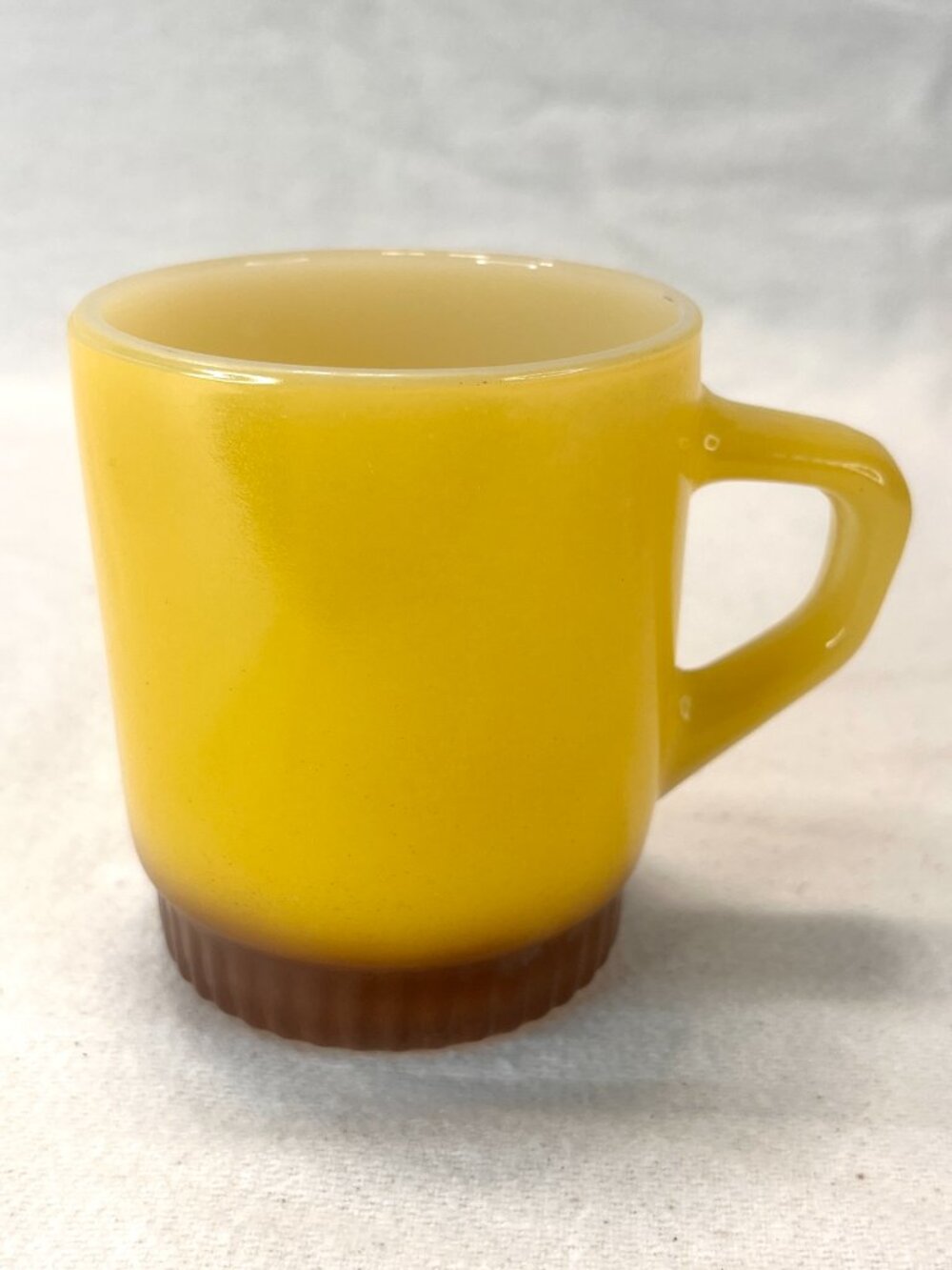 Vintage Anchor Hocking FIRE KING Banana Yellow Stackable Coffee Mug D-Handle